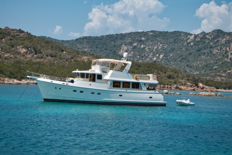 Choosing the Best Yacht Tender for a 50 to 70 Foot Yacht: The Ultimate RIB Guide